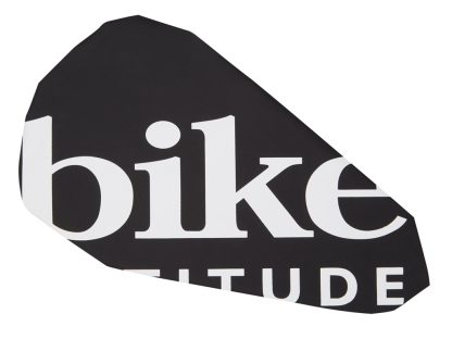 Bike Attitude - Sadelovertræk Comfort - Vandtæt regnovertræk - Sort/Hvid